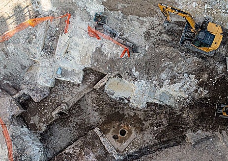 Imagen secundaria 1 - Hallazgos arqueológicos bajo la plaza Venecia de Roma