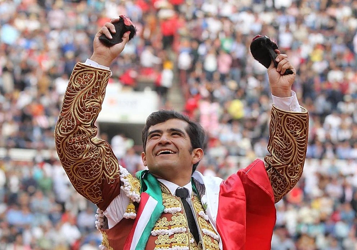 Joselito Adame, triunfal con las dos orejas