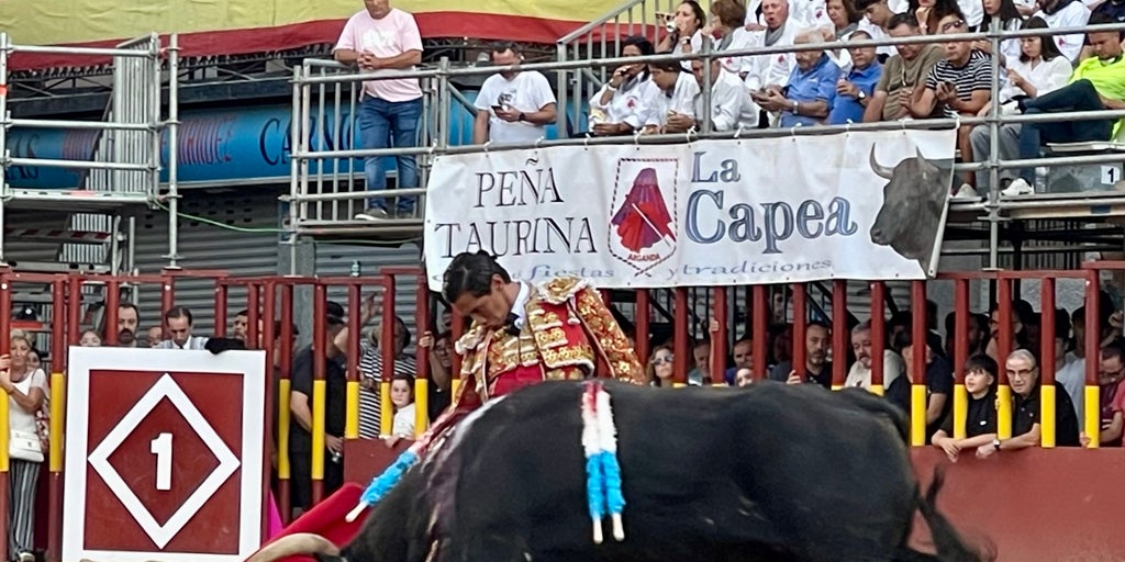 La pureza de Pedro Luis naufraga en el desierto de José Cruz