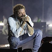 Fuegos artificiales, 'hits' y cerveza, bienvenidos al paraíso según Post Malone