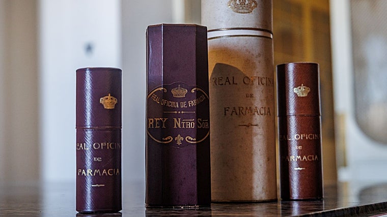 Cajas de la Real Oficina de Farmacia