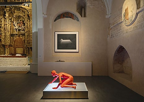 Imagen secundaria 1 - En las imágenes, algunas de las ppropuestas de la colectiva 'Jaque', con fondos de la colección de Collegium