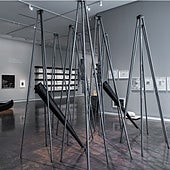 El poder de las sombras inunda un nuevo IVAM