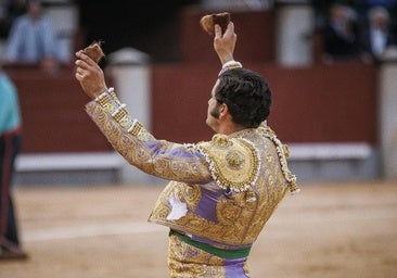 Fran, el alguacilillo que entregó las dos últimas orejas a Morante: «Volverá y habrá más»