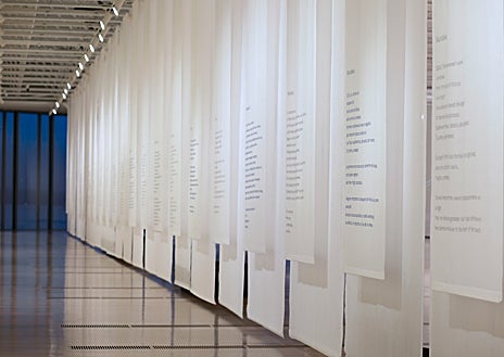 Imagen secundaria 1 - Instalación, texto y performance, ingredientes de 'Las olas perdidas' de Cooking Sections en el Centro Botín de Santander