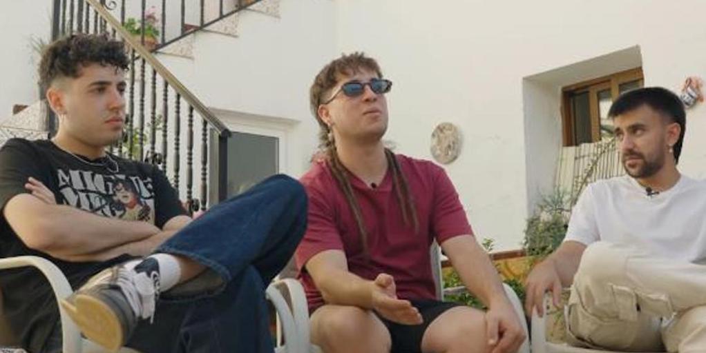 El grupo de música nacido en la Siberia Extremeña que ha revolucionado el panorama musical desde su pueblo de 1.300 habitantes