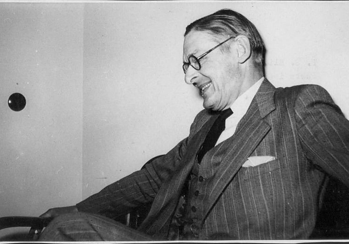 T. S. Eliot durante su estancia en Madrid en 1951