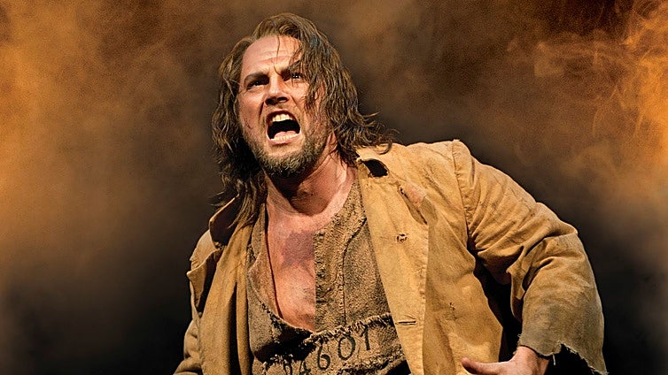 Gerónimo Rauch , protagonista de 'Los miserables' en su gira mundial: «Todos ponemos un poco de nosotros para contar las historias»