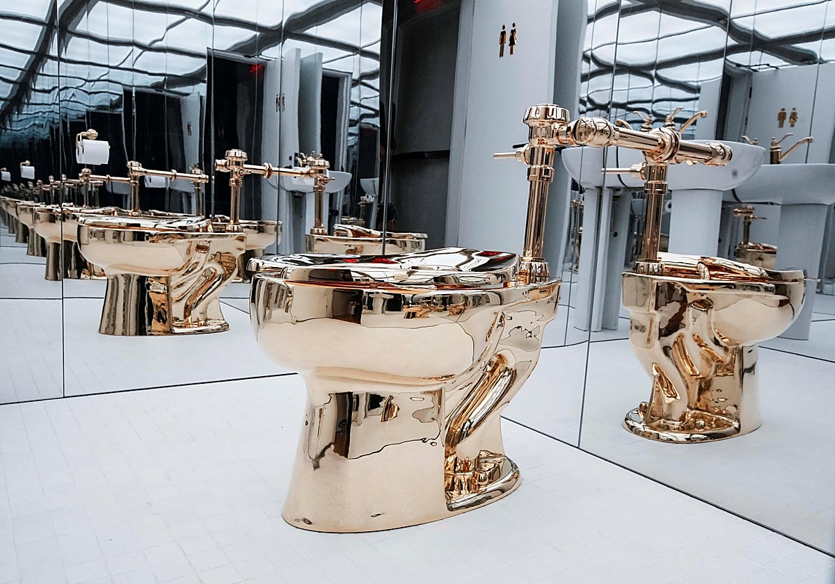 'América', retrete de oro macizo, obra de Maurizio Cattelan