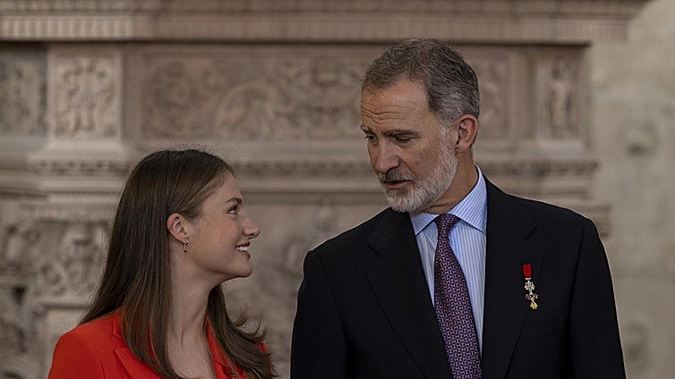 'Felipe VI. Perfiles de un decenio (2014-2024', de varios autores: la mejor España