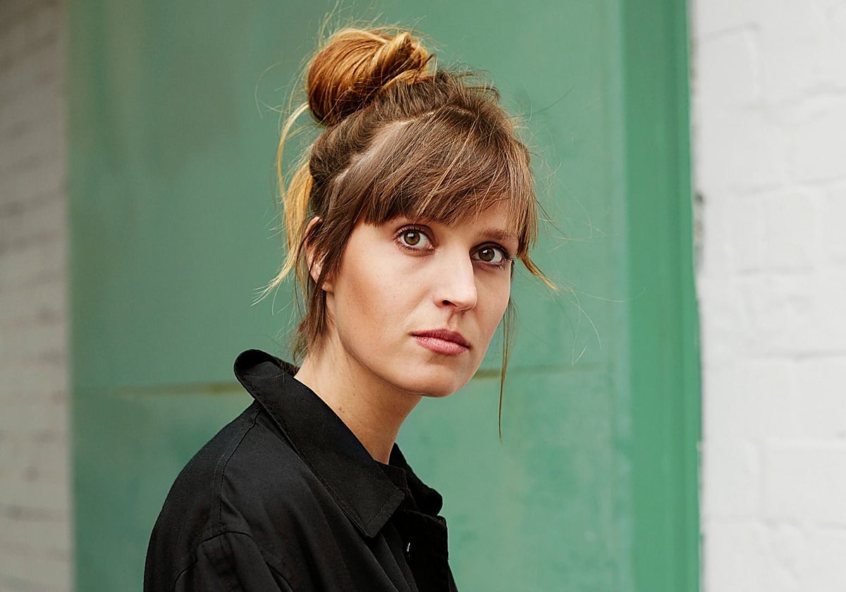 La escritora alemana Charlotte Gneuss