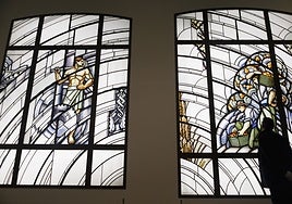 El Banco de España halla materiales inéditos de sus vidrieras art-déco y muestra planos originales de la Cámara del Oro