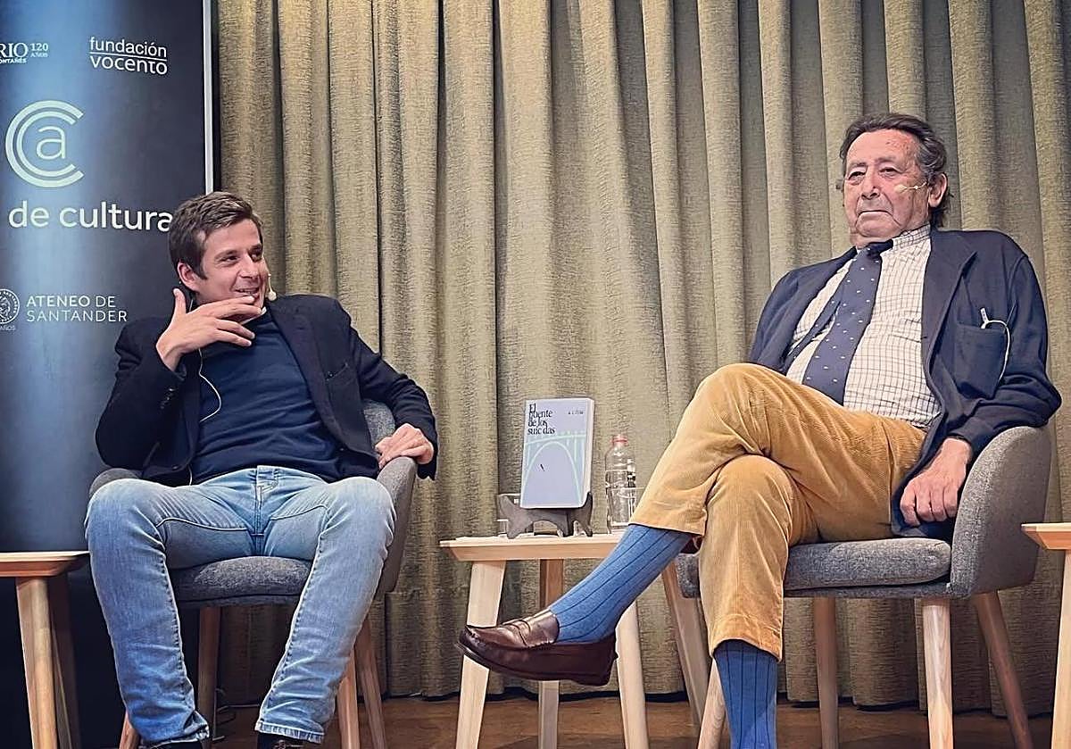 Padre e hijo, en la presentación de 'El puente de los suicidas', de Alfonso J. Ussía