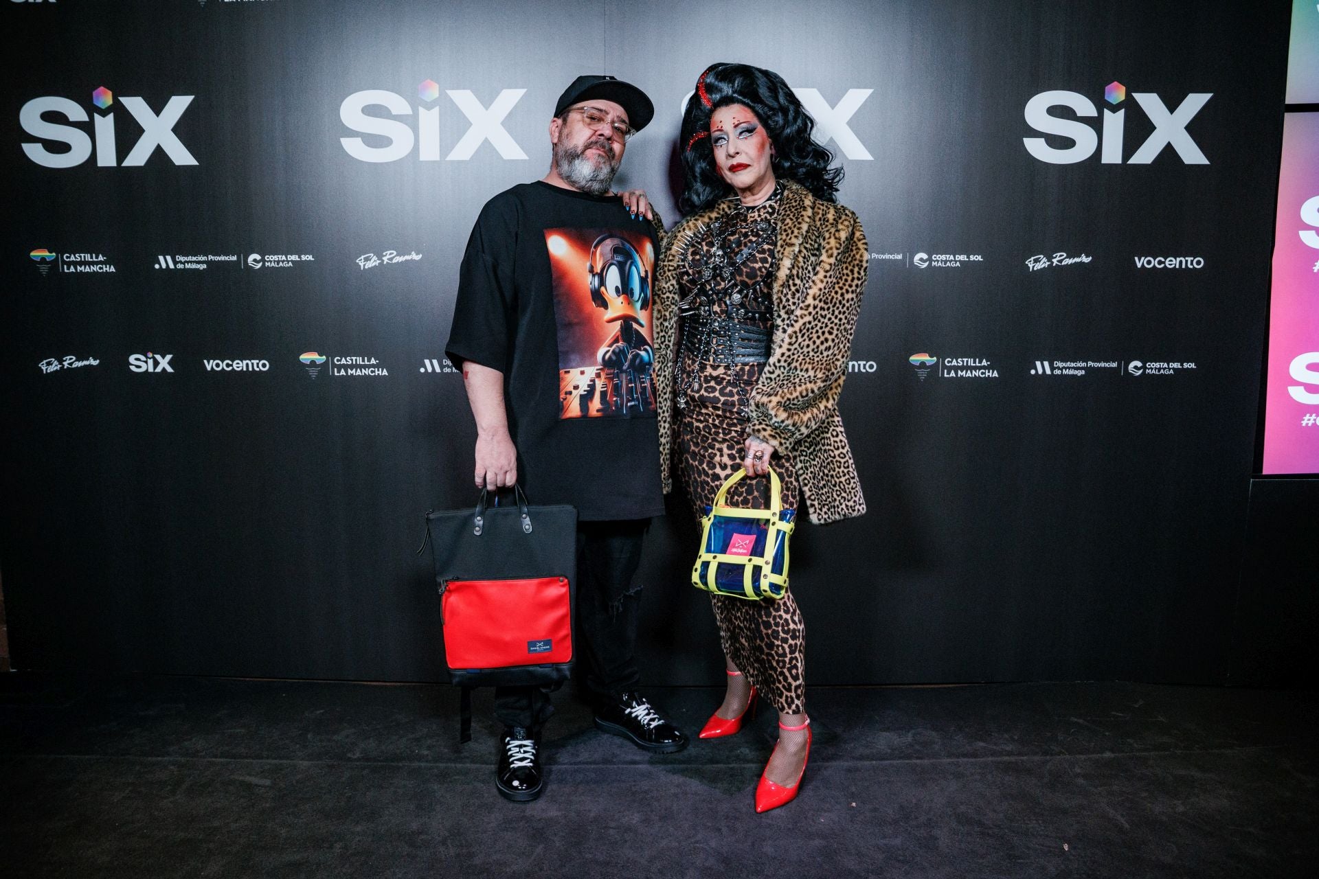 Danny Ruiz, DJ; y Alice Wonderland, drag.