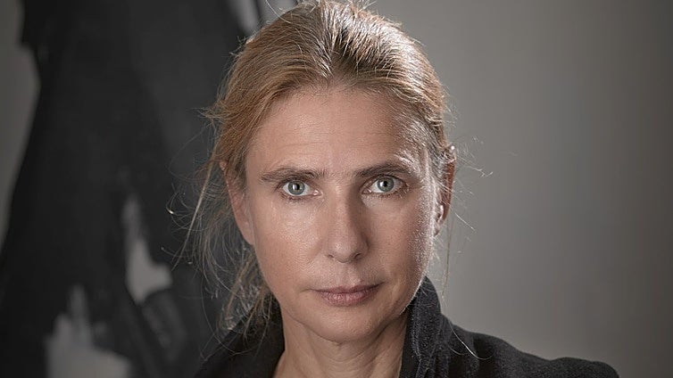 Lionel Shriver,  la escritora que denuncia la muerte de la inteligencia: «Me parece increíble que no me hayan cancelado»