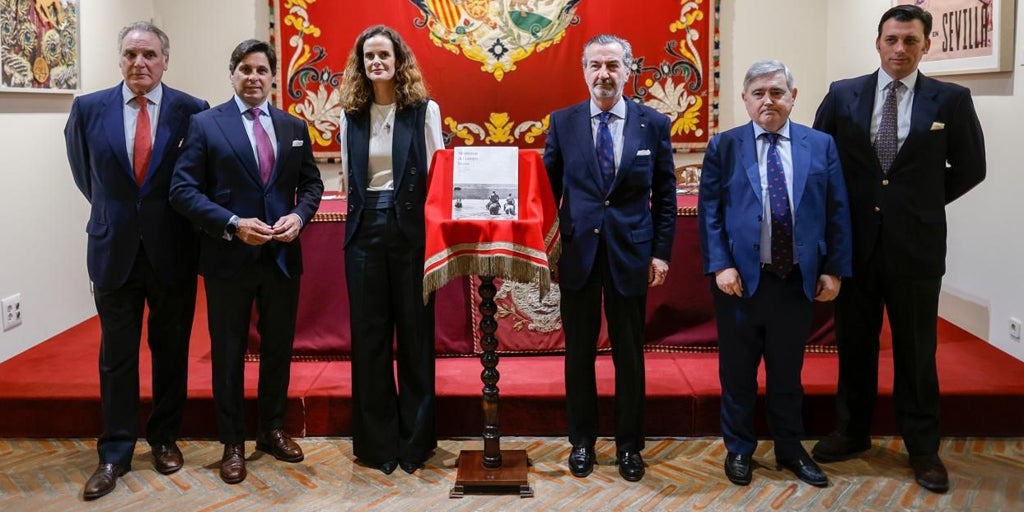 Yüzyıllık boğa güreşi anıları anıtsal bir kitapta yeniden canlandırılıyor