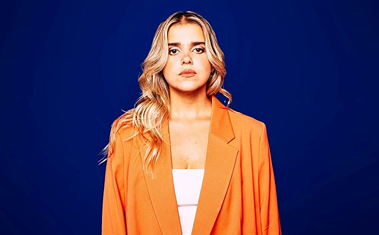 Main image - From top to bottom: Teresinha Landeiro, Sara Correira and Bia Caboz