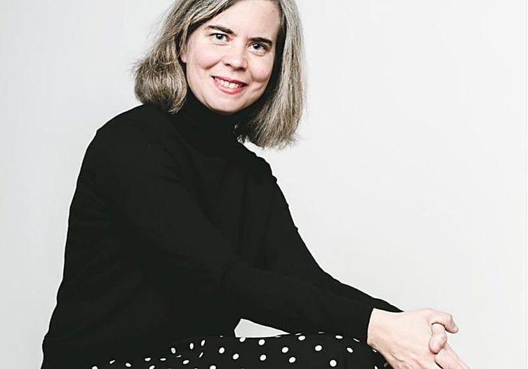 'La doble desaparición de Abril del Pino', de Marina Sanmartín: amable misterio literario