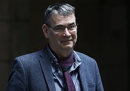 'Las horas secretas', de Mick Herron, un festín de espías