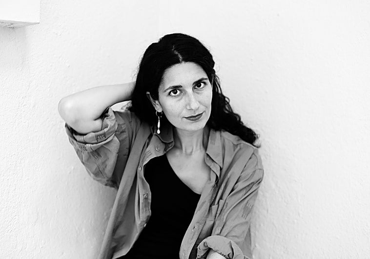 'Los antropólogos', el rito de echar raíces