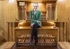 Anna Lapwood, la organista con millones de seguidores que salta de Bach a 'Interstellar'
