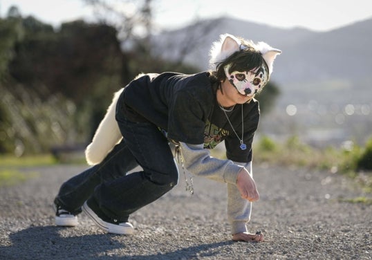 'Therian' olmak istemeyen aslan adam