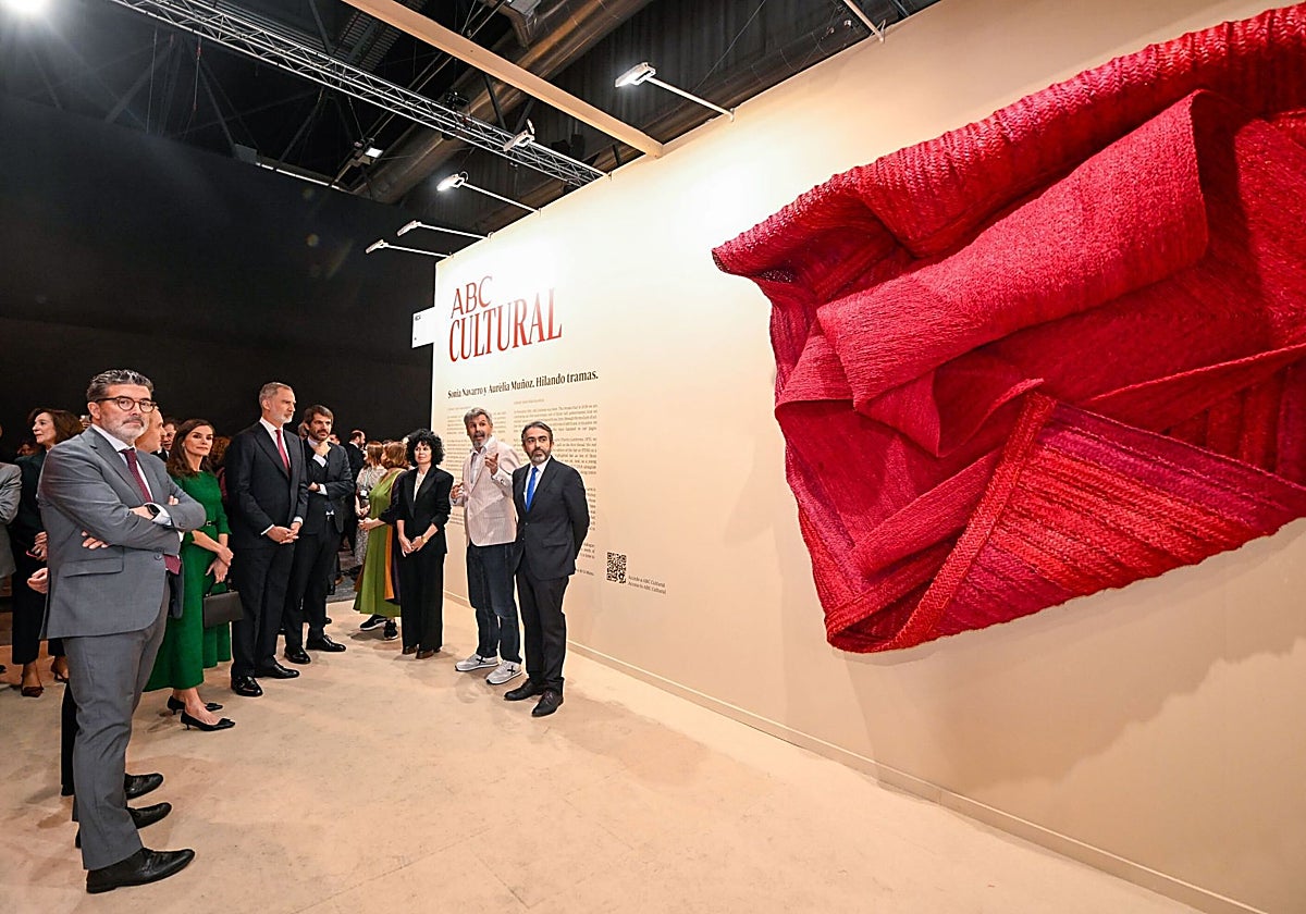 Los Reyes celebran los 35 años de ABC Cultural en la inauguración de ARCO