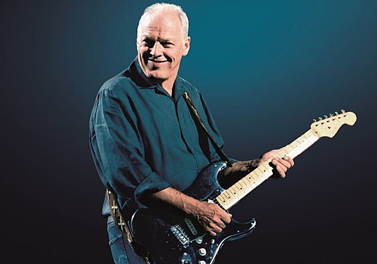 David Gilmour tocando su 'Black Strat'