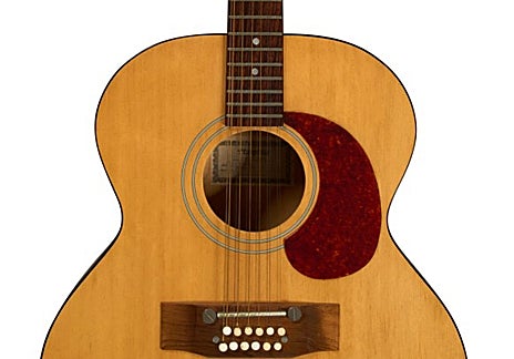 Imagen secundaria 1 - El manuscrito de Kerouac, la guitarra acústica de George Harrison y el cartel de Dylan