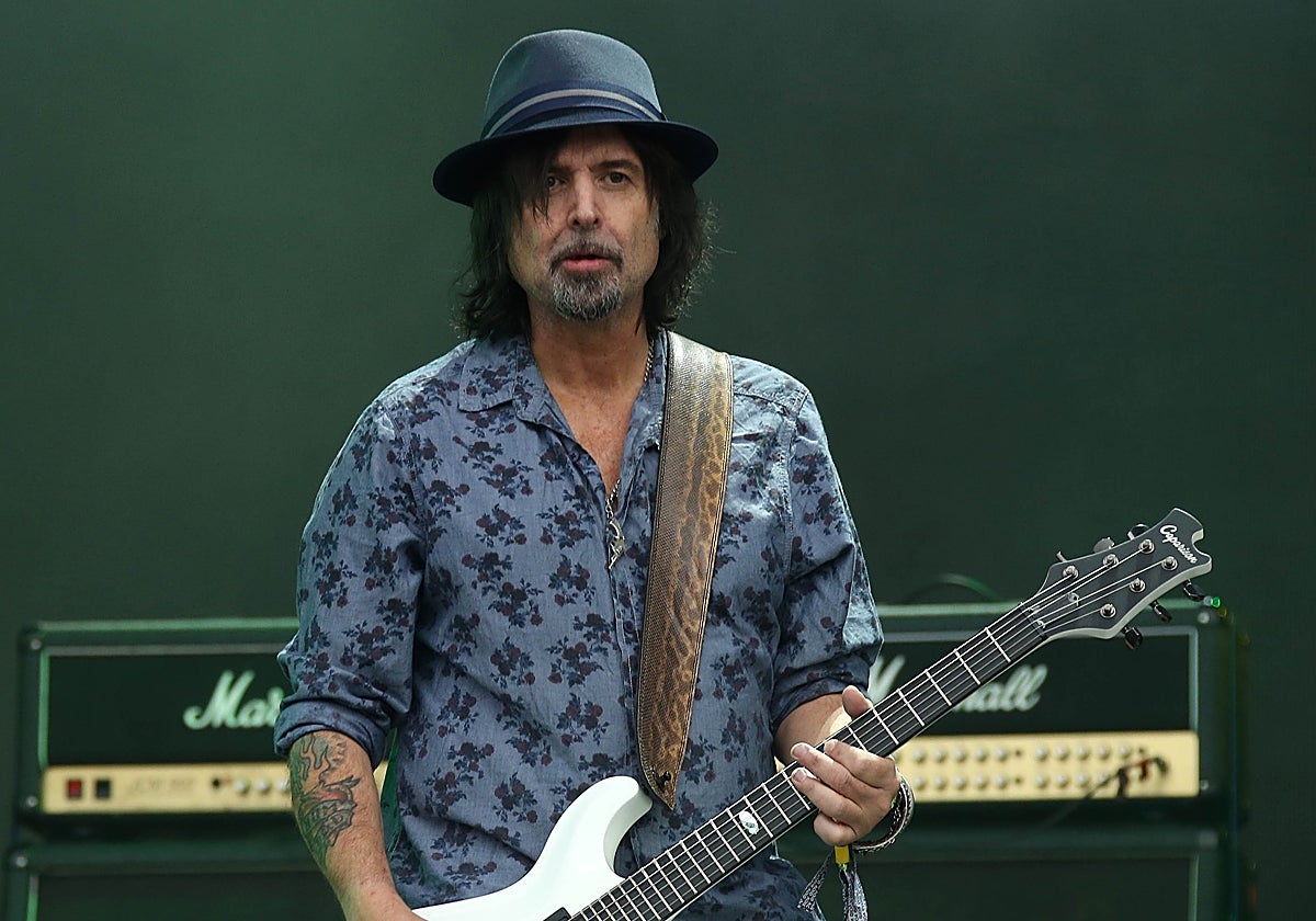 モーターヘッドのギタリスト、フィル・キャンベル氏死去、64歳