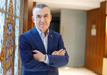 Lorenzo Silva, hiçbir tarafta yer almayan İç Savaş kahramanının peşinde