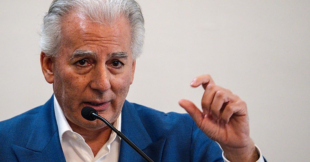 Nace el premio Odiseo y Penélope, un hijo del amor de Vargas Llosa al teatro