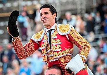 La magia de Talavante adelanta el toque a Gloria en Arles