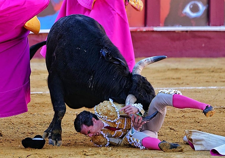 Una corrida cubista teñida de luto