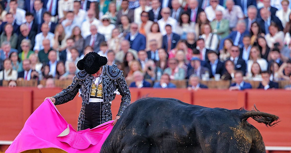 Morante levanta un monumento que resucita a los muertos