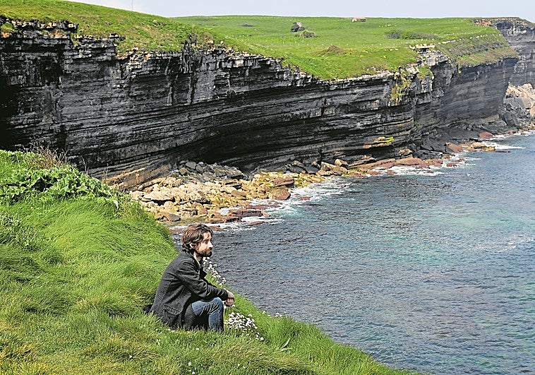 El arte de cambiar, la historia detrás de 'Abril o Nunca', de Juan Gómez Bárcena