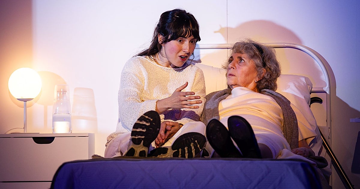 'Minnettarlıklar', unutulmaz bir insan sunağı