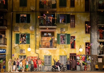 “Juliet'in trajedisi, onu hoşlanmadığı bir evliliğe zorlamak istemeleridir.”