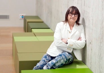 Ali Smith: «Las pantallas son planas, sólo las palabras tienen dimensiones»