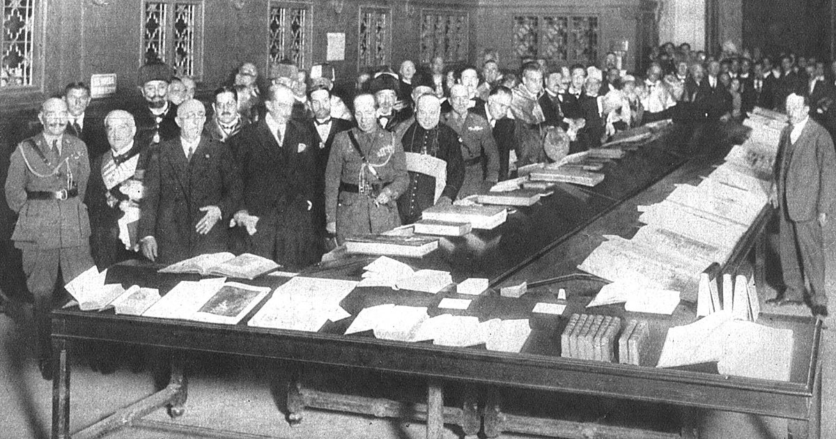 El primer Día del Libro español de hace un siglo, sin rosas ni en Sant Jordi