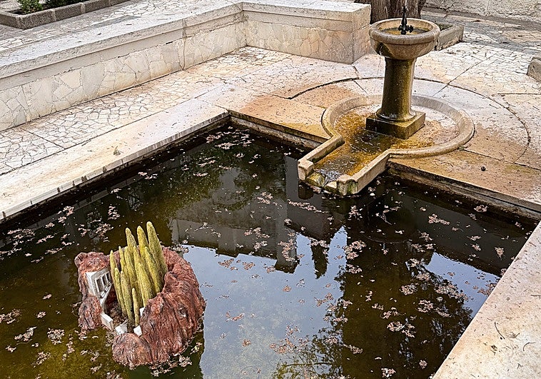 Miguel Ángel Moreno Carretero: micromundos en un universo