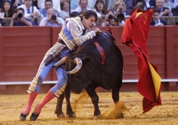 Roca Rey se agarra al número 1 con sangre y autoridad