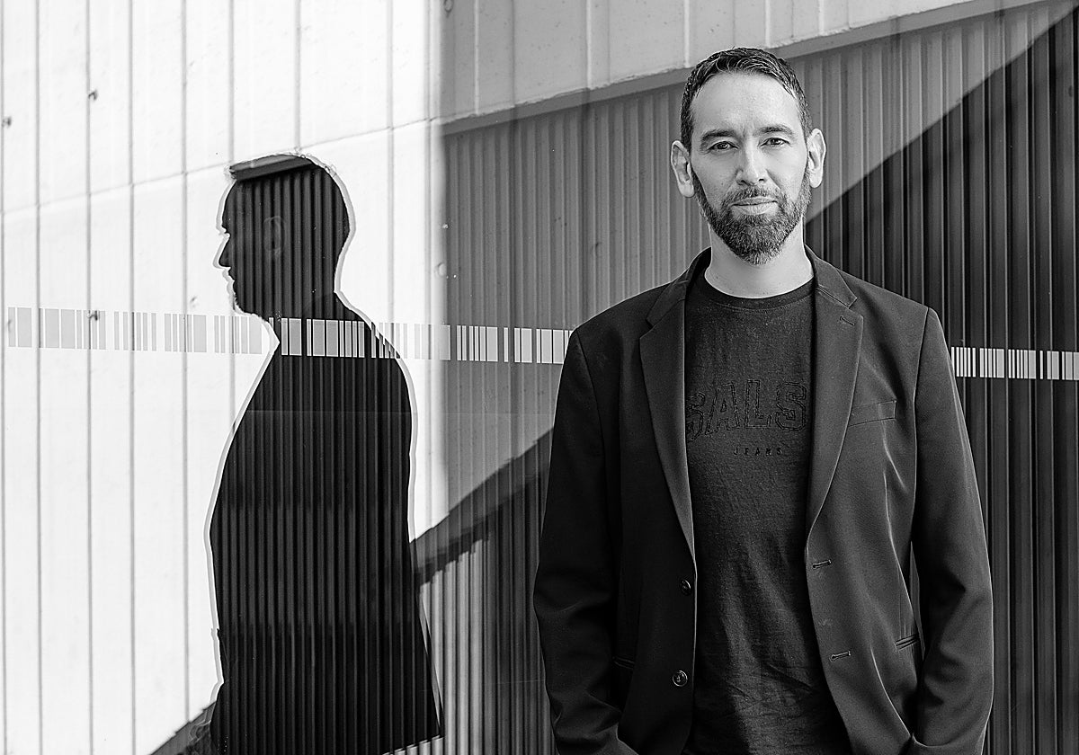 Gerardo Rodríguez Salas, el poeta que convirtió Oxford en un baile de identidades