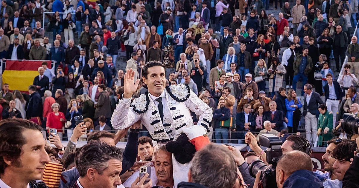 Talavante abre por séptima vez la puerta grande de Madrid: «He podido demostrar mi torería a la plaza que tanto me ha dado»