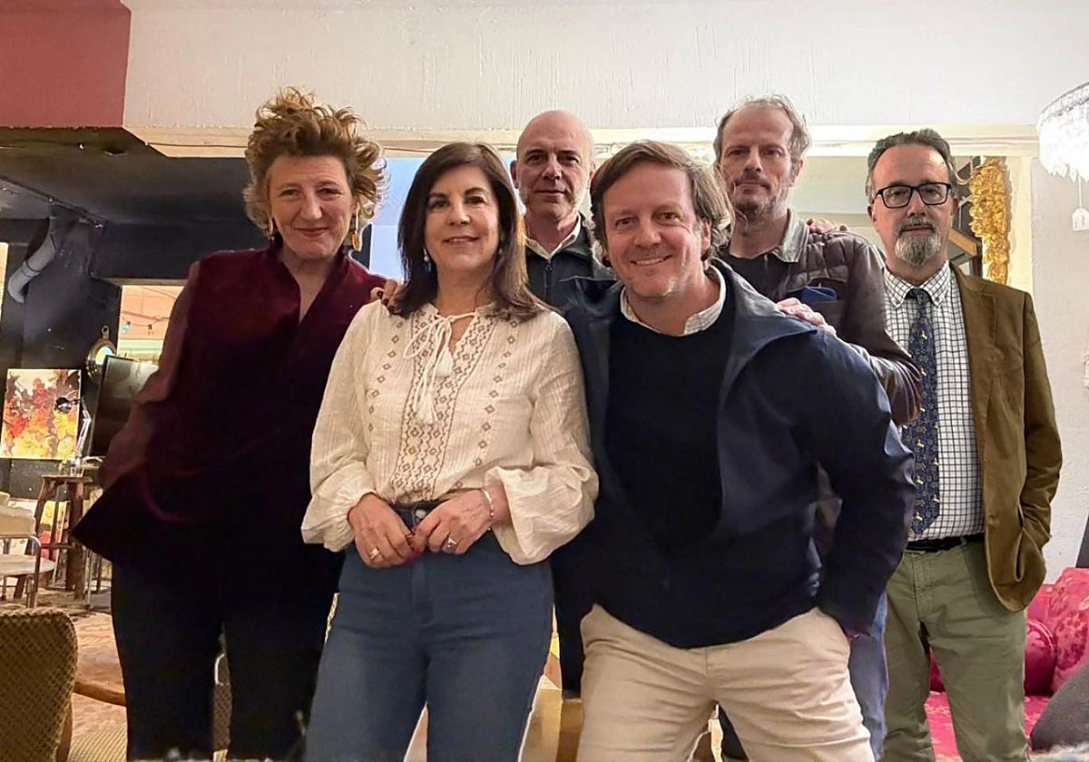 Iraida Domecq, Gloria Lago, Frigdiano Durántez, Rafael Tarradas, Pedro Insúa y Alberto Gil Ibáñez, miembros de Alianza por el Español.
