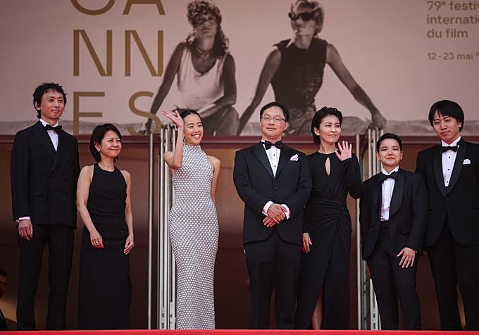 El equipo de 'Nagi Notes' en Cannes