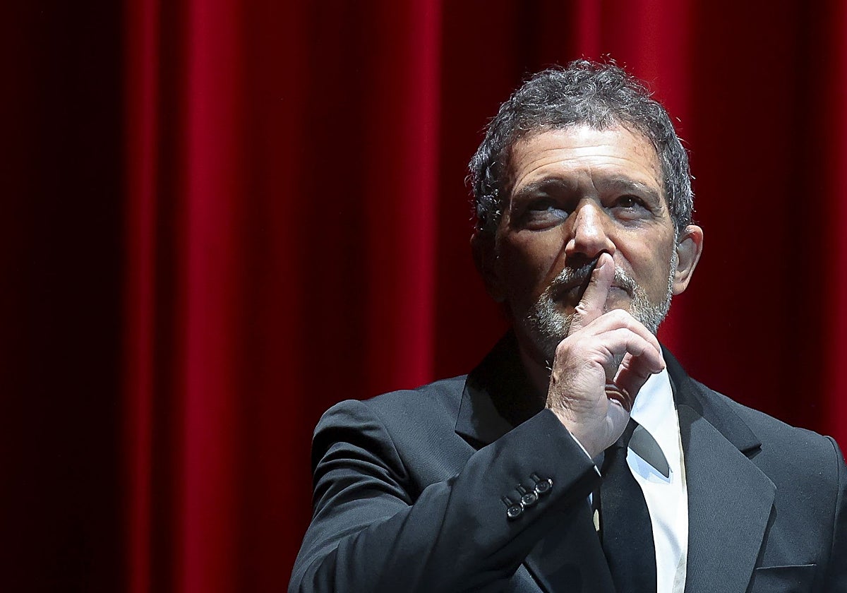 «No, amigos míos, no estoy arruinado»: Antonio Banderas defiende su