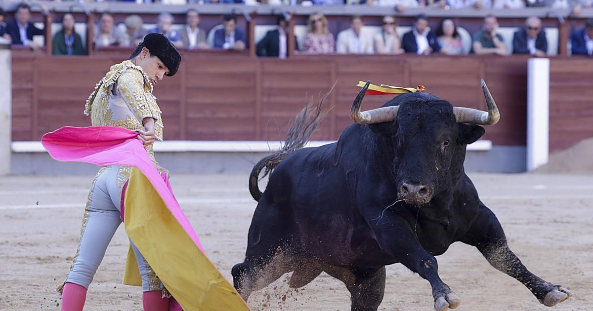 ¡Pum-pum!: crónica de un petardo anunciado