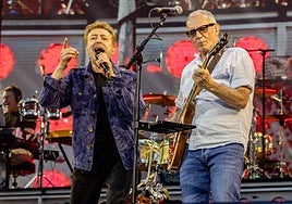 El Último de la Fila exhibe en directo su increíble imaginario musical