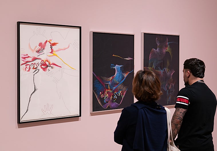 Imagen principal - Dibujos y esculturas de Marisol, expuestos en el Centro Botín de Santander.